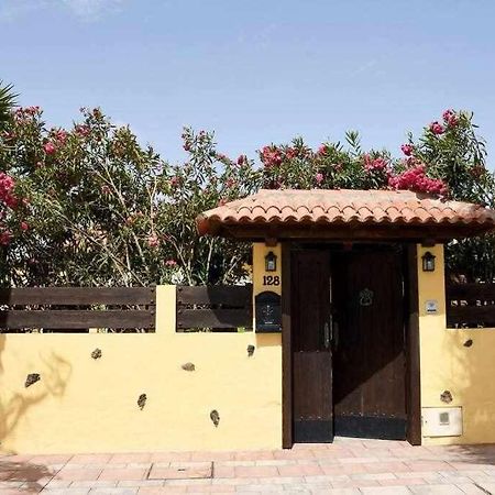 Aurora Mari Villa Your Dream Steps From The Ocean Shore Caleta De Fuste Exteriör bild