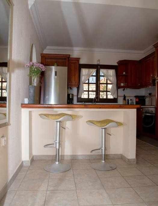 Aurora Mari Villa Your Dream Steps From The Ocean Shore Caleta De Fuste Exteriör bild